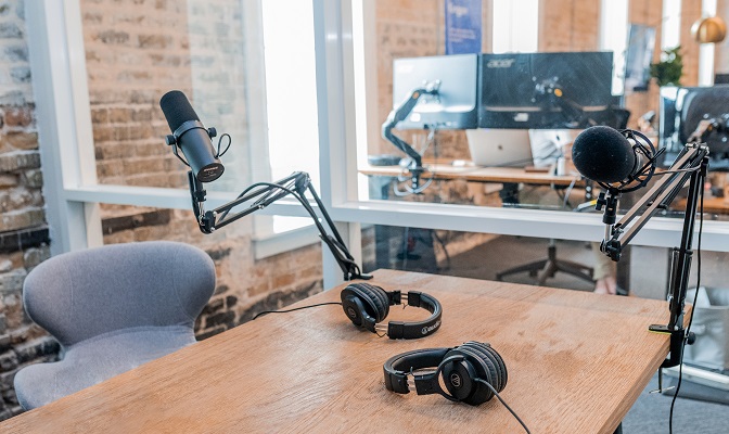 Table and microphone for webinar